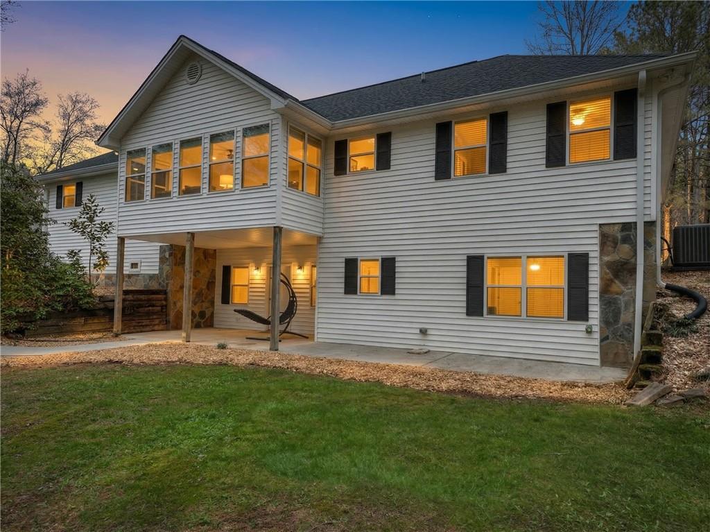 7634 Chatsworth Highway