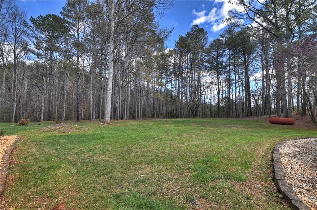 7634 Chatsworth Highway