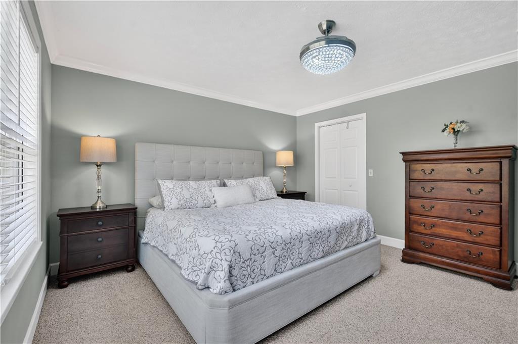 7634 Chatsworth Highway