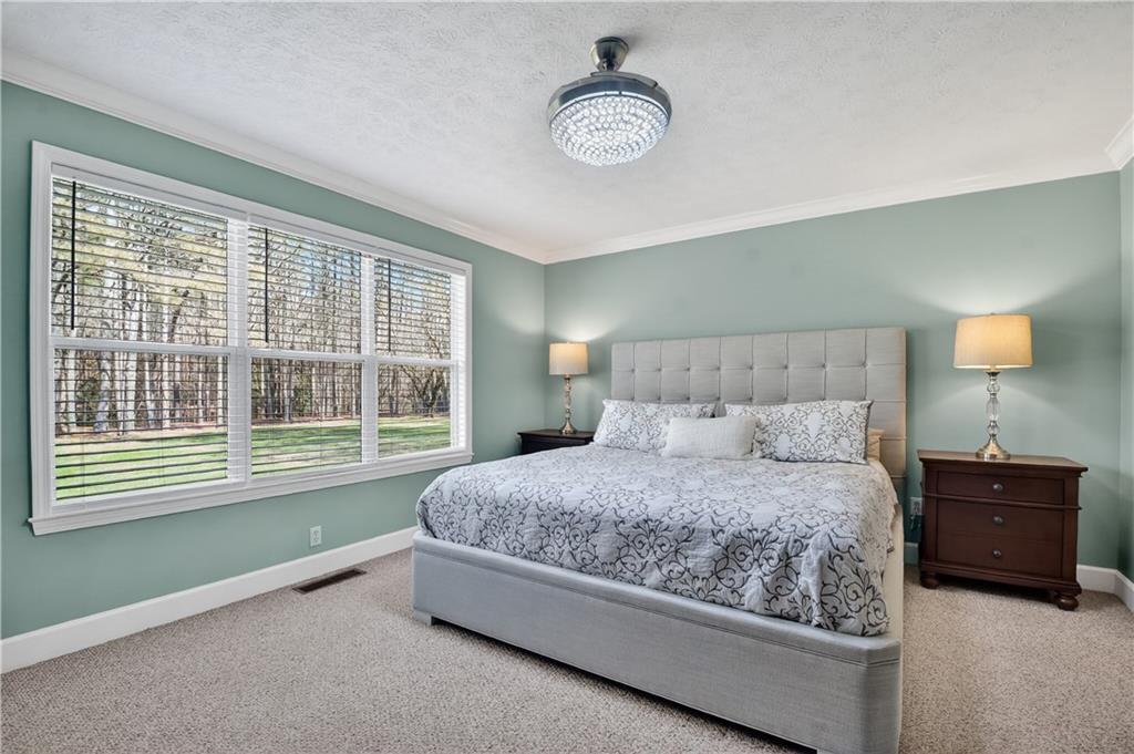 7634 Chatsworth Highway