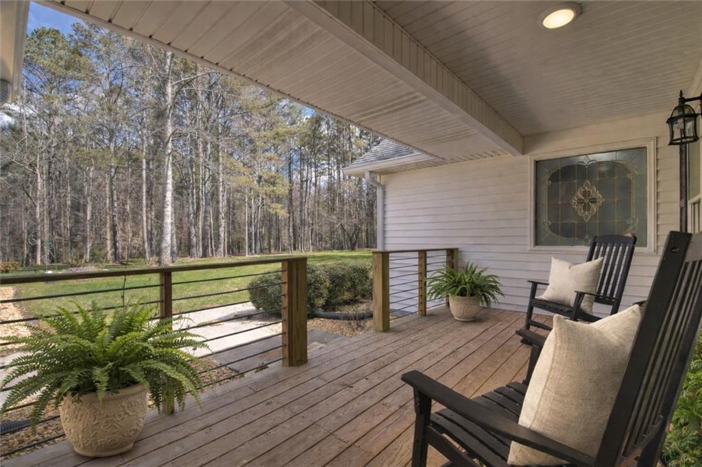 7634 Chatsworth Highway