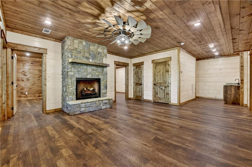 245 Moonstone Drive
