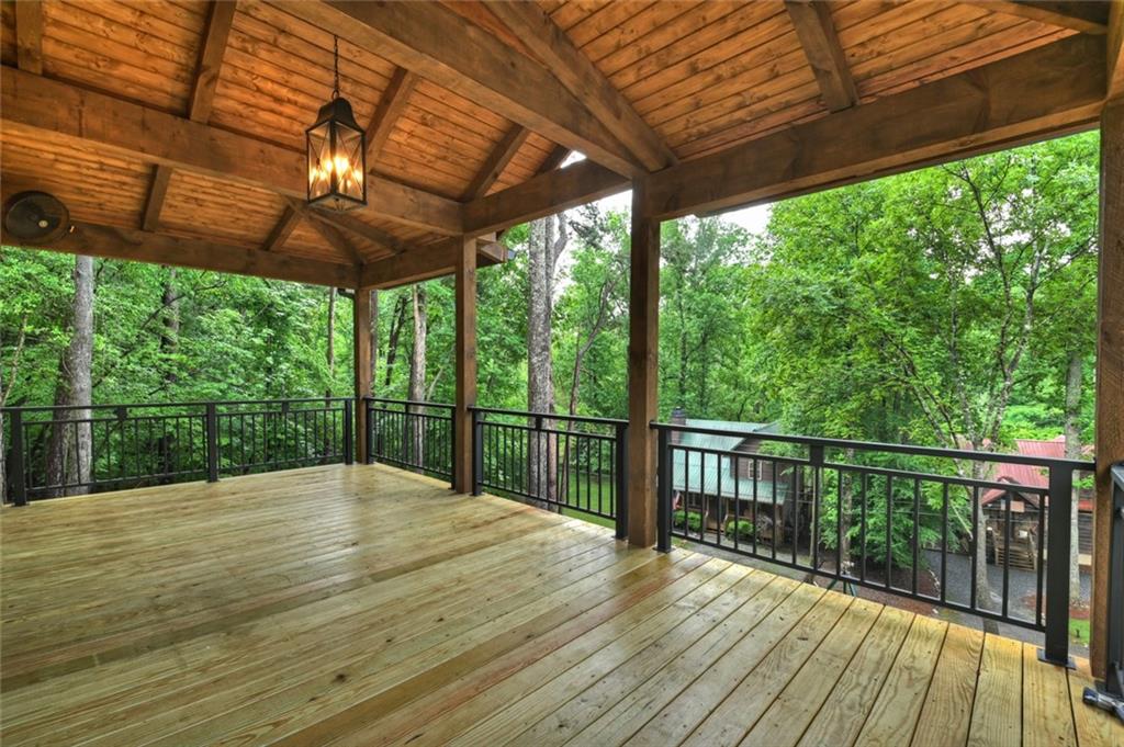 91 Edgewater Drive