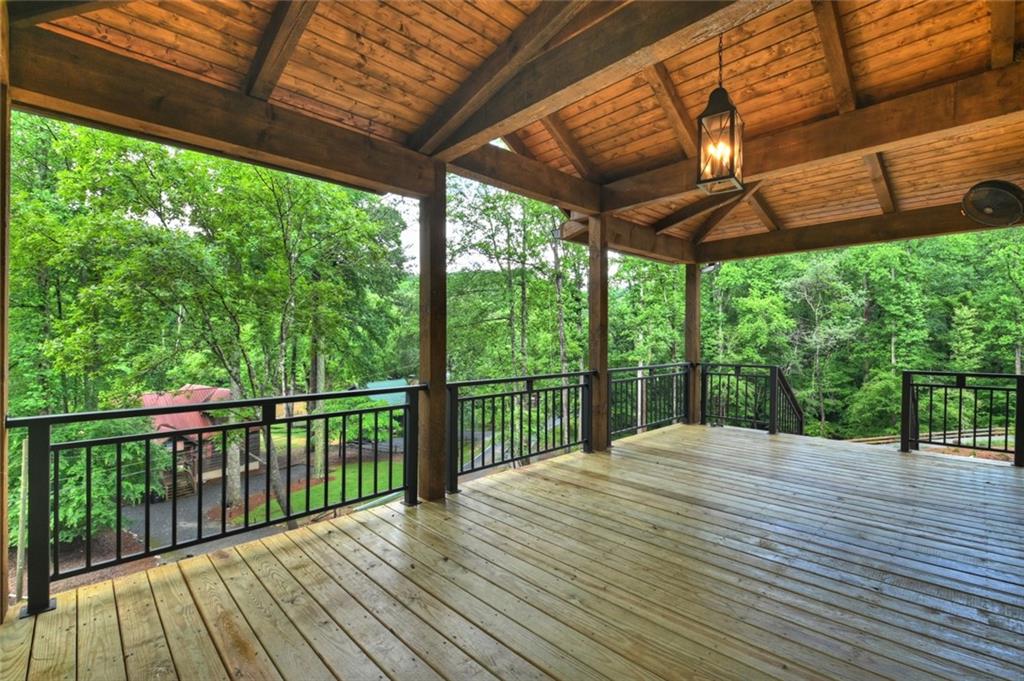 91 Edgewater Drive