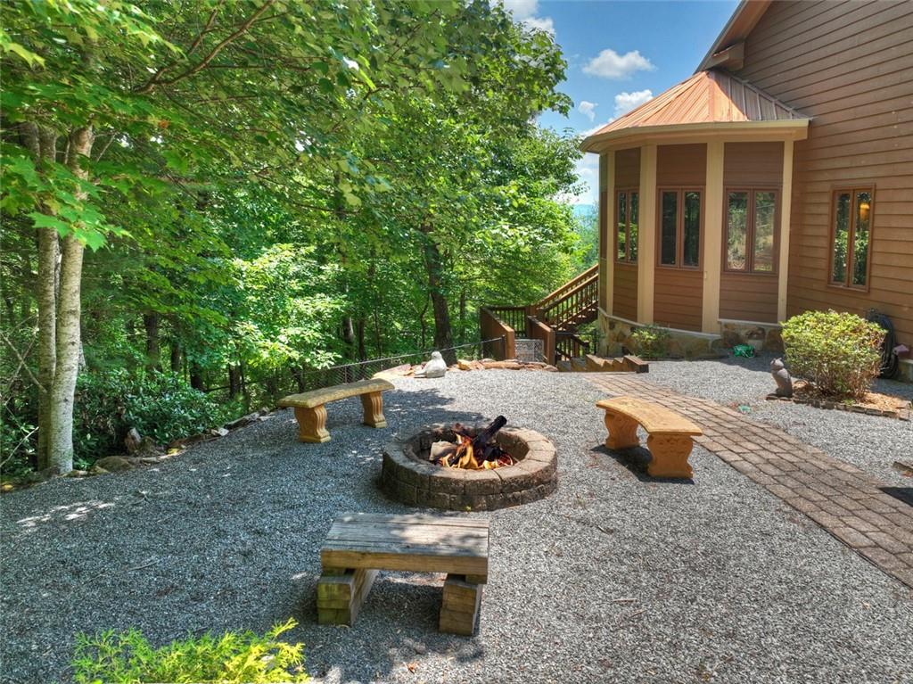 762 Pettit Ridge Road