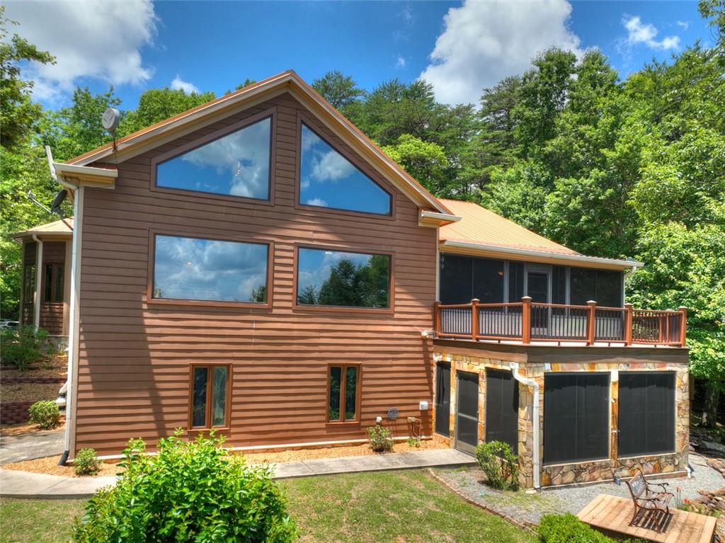 762 Pettit Ridge Road