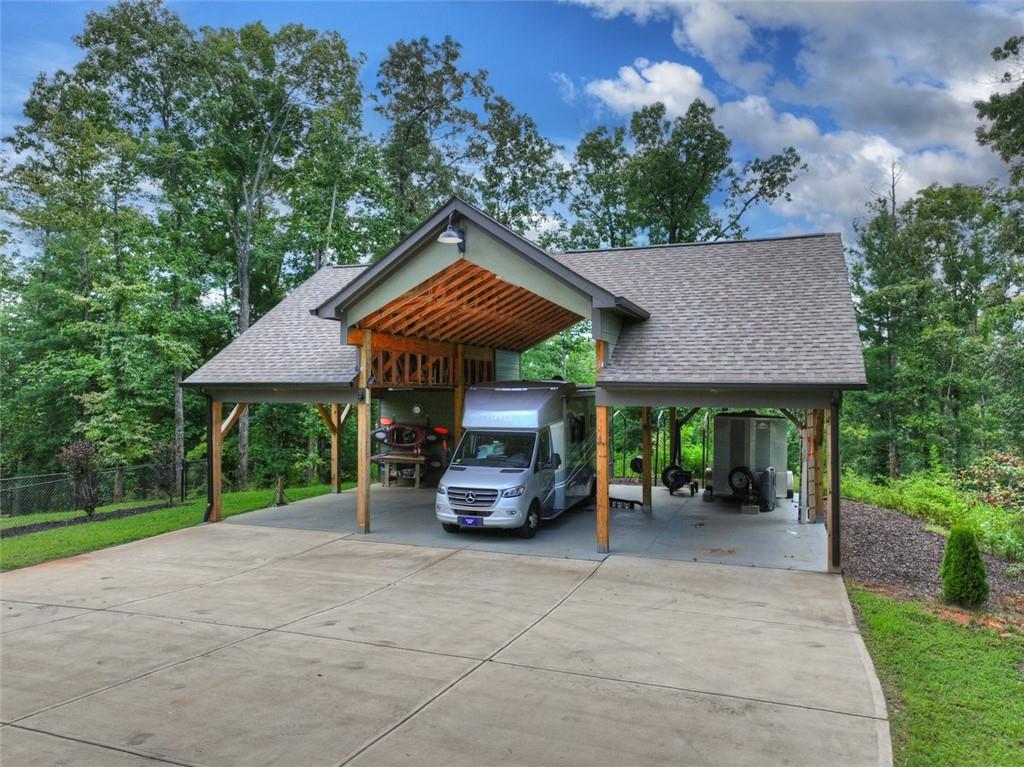 1567 Hap Holt Road