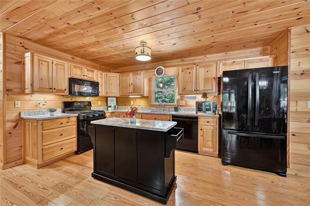 612 Medina Court