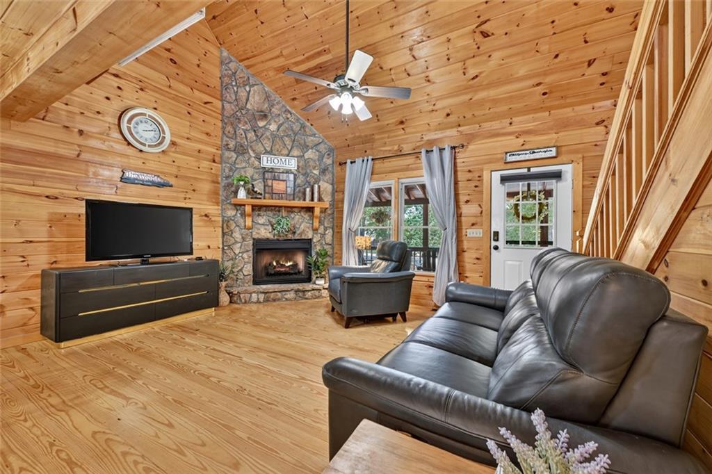 612 Medina Court