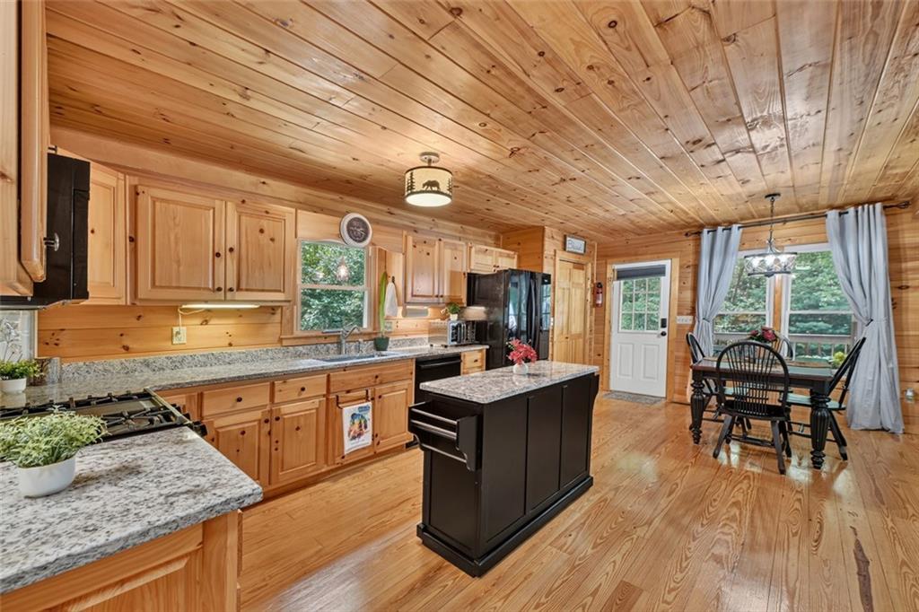 612 Medina Court