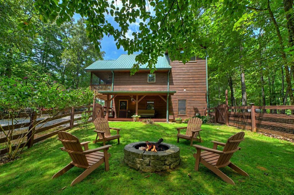 612 Medina Court