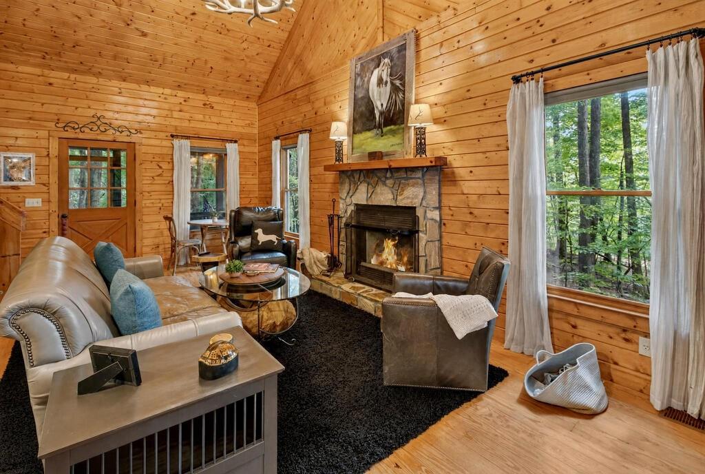 681 Skyview Drive