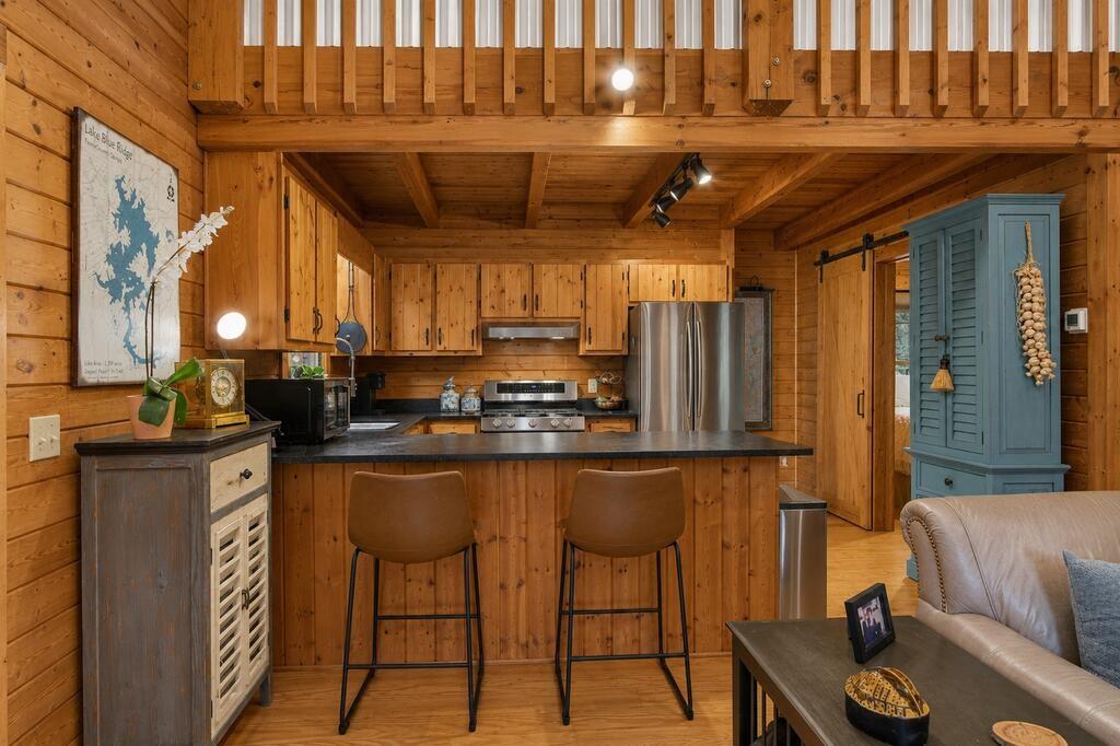 681 Skyview Drive