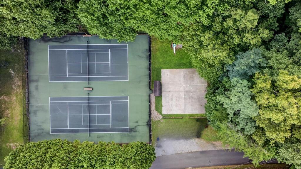 681 Skyview Drive