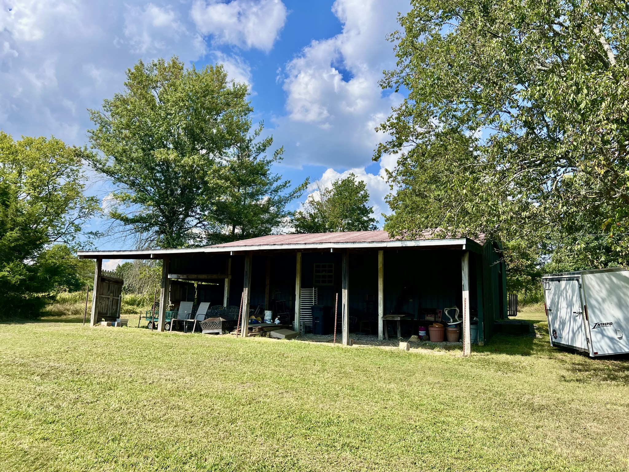 2081 Wilson Pike