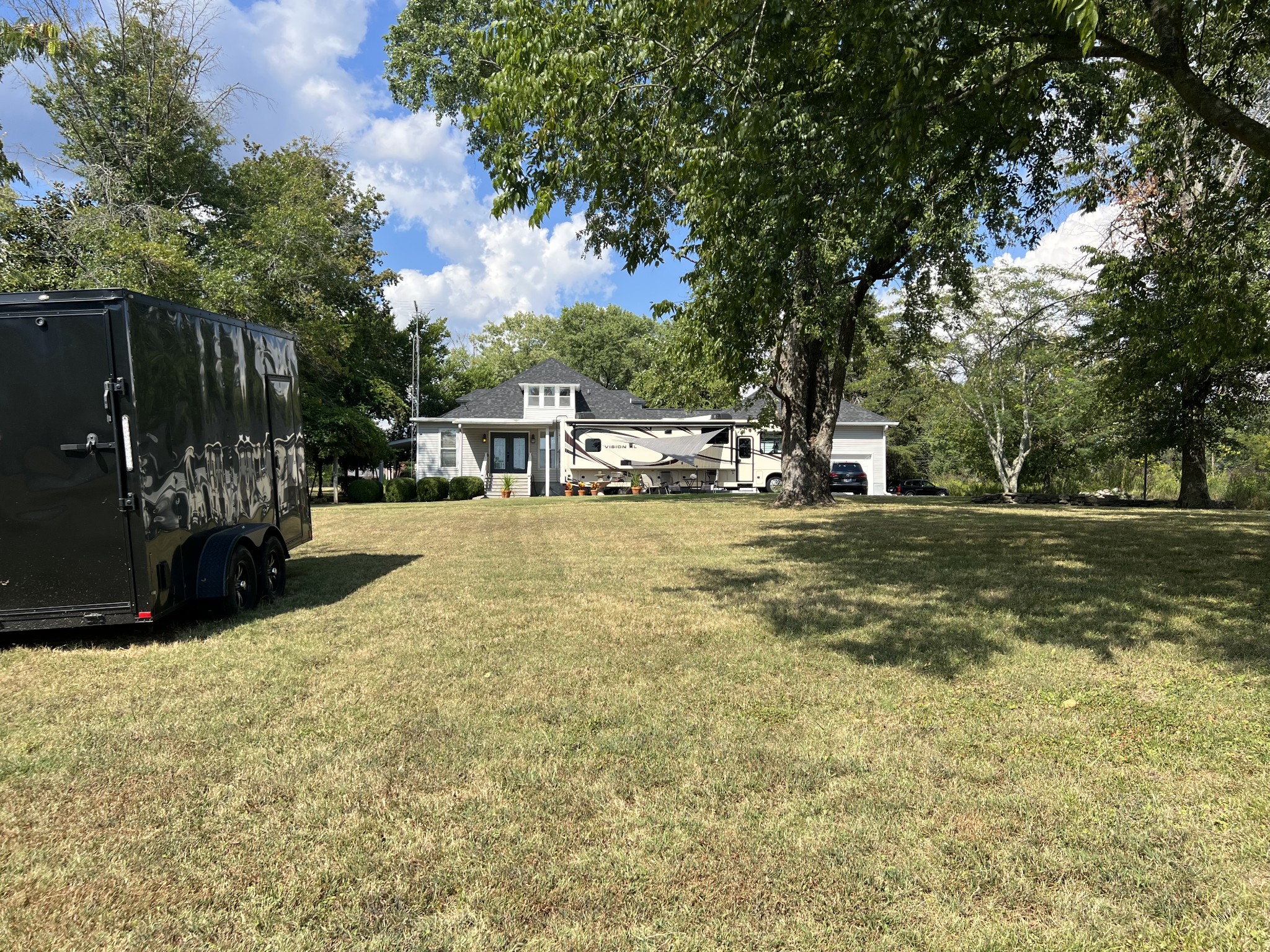 2081 Wilson Pike