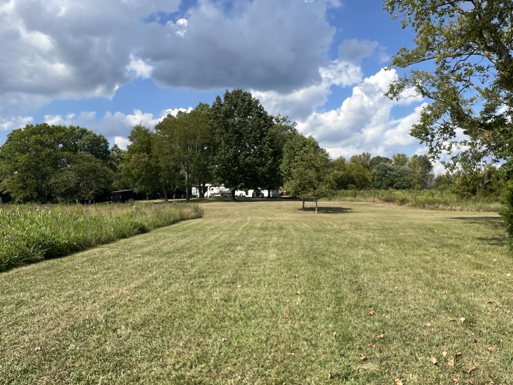 2081 Wilson Pike