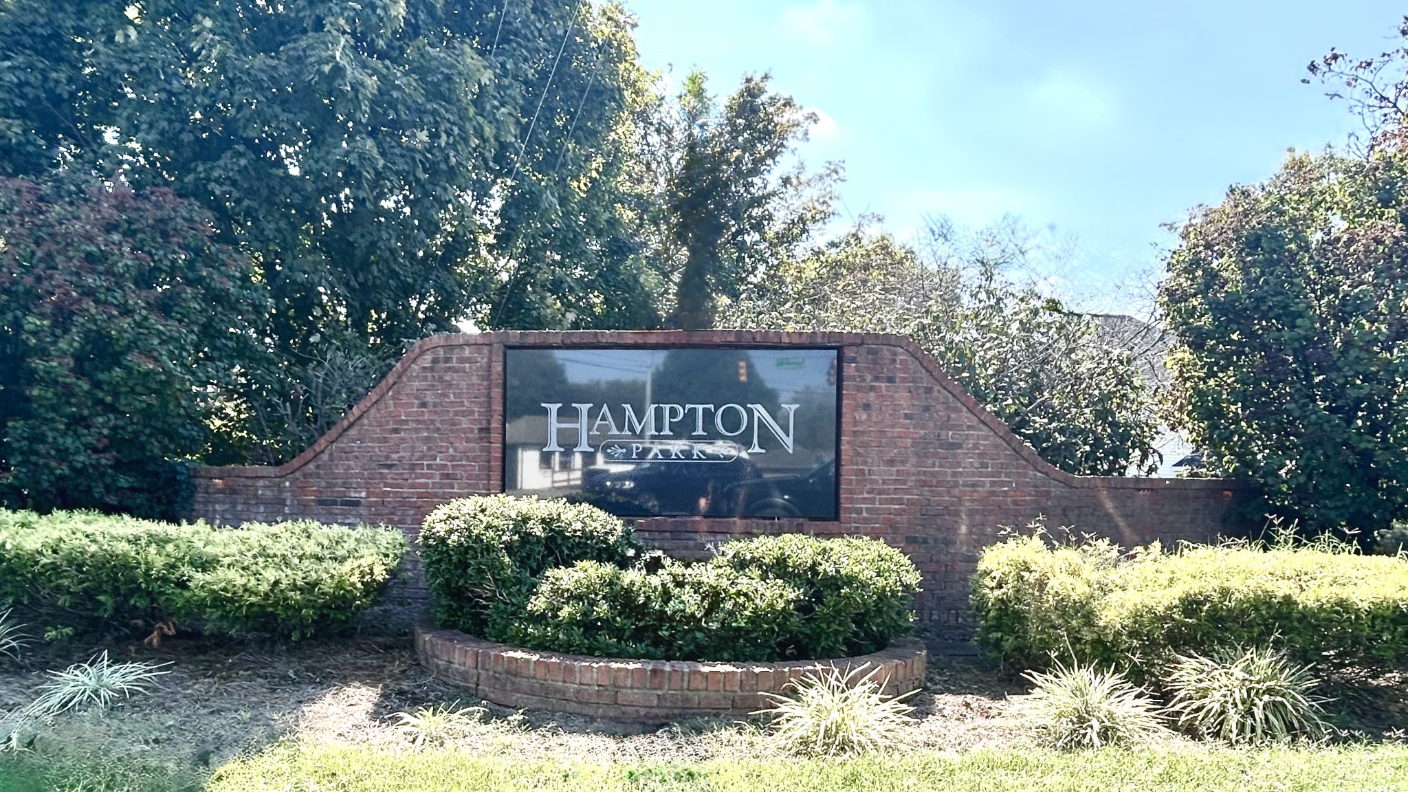 1608 Aaronwood Dr