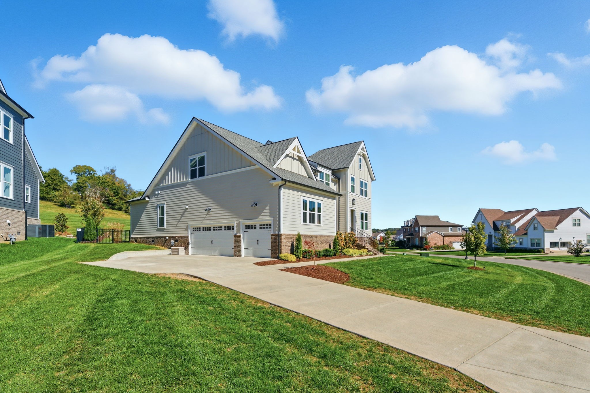 7199 Neills Branch Dr