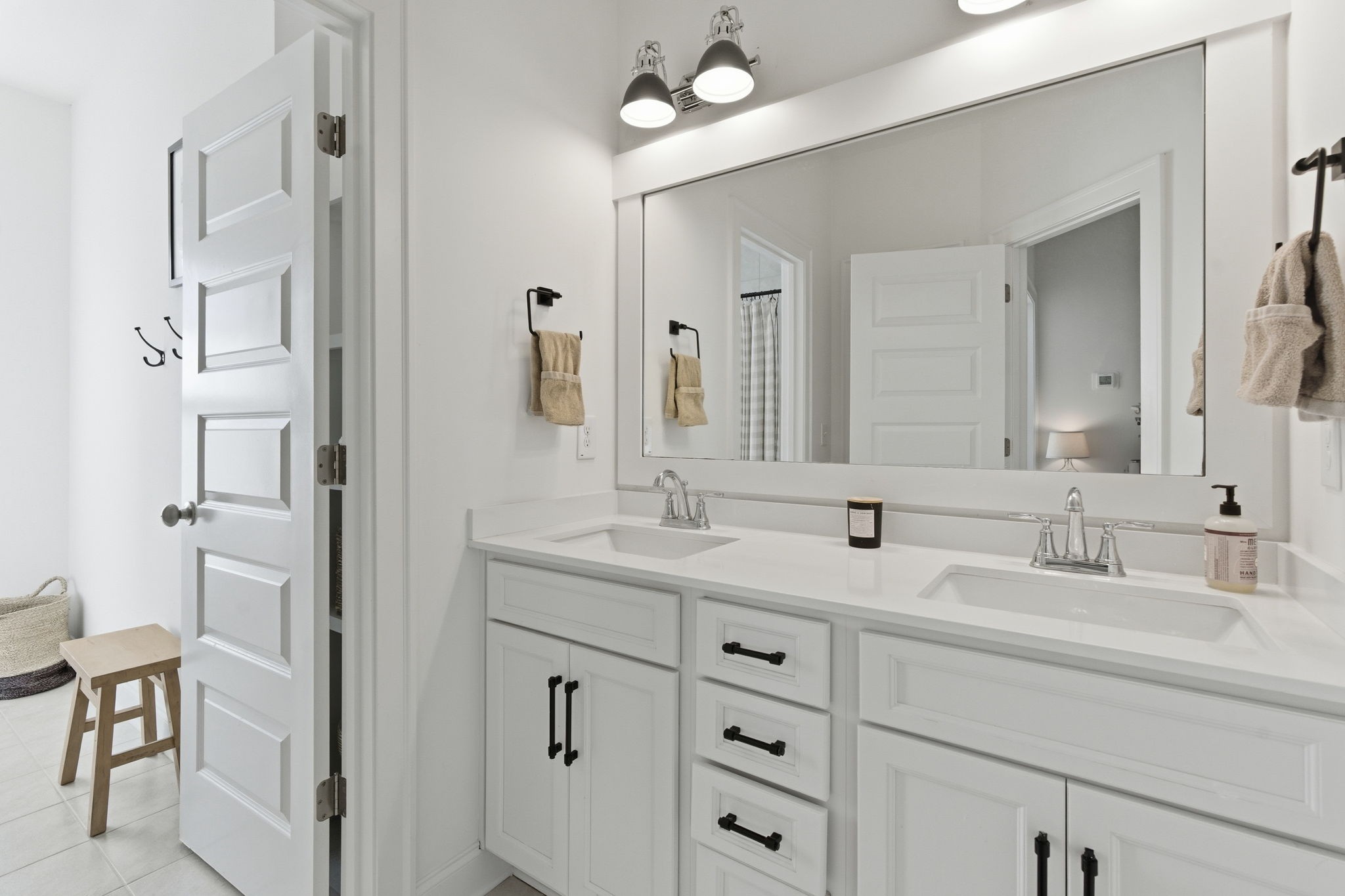 7199 Neills Branch Dr