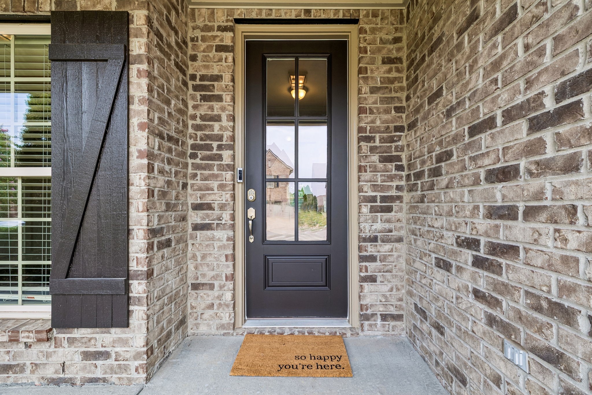 2012 Devonwood Ln