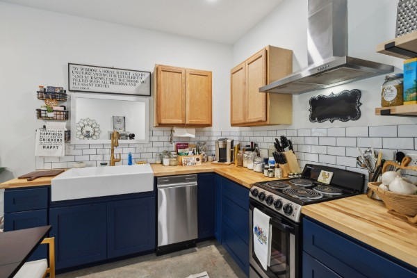 1345 Webb Rd