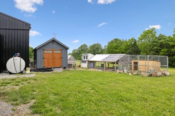 1345 Webb Rd