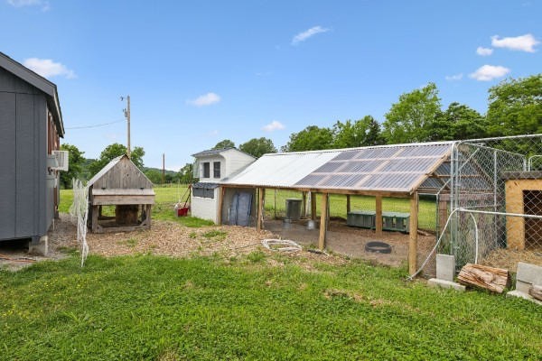 1345 Webb Rd