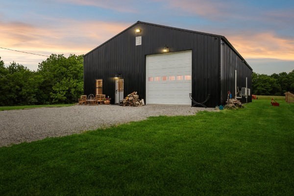 1345 Webb Rd