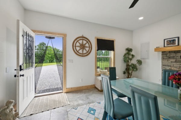 1345 Webb Rd