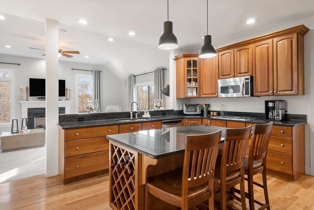 3 Stone Crossing Way