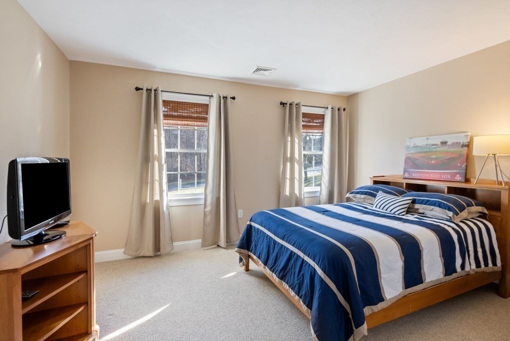 3 Stone Crossing Way