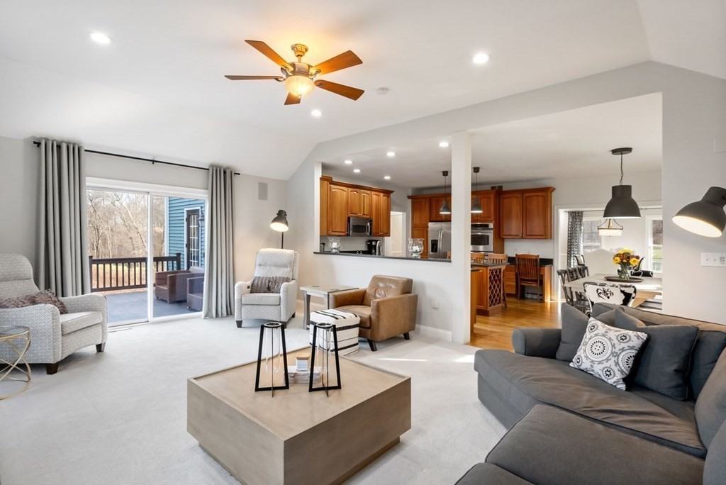 3 Stone Crossing Way