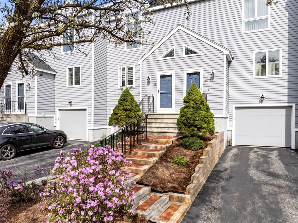 849 Boston Post Rd E # 3E