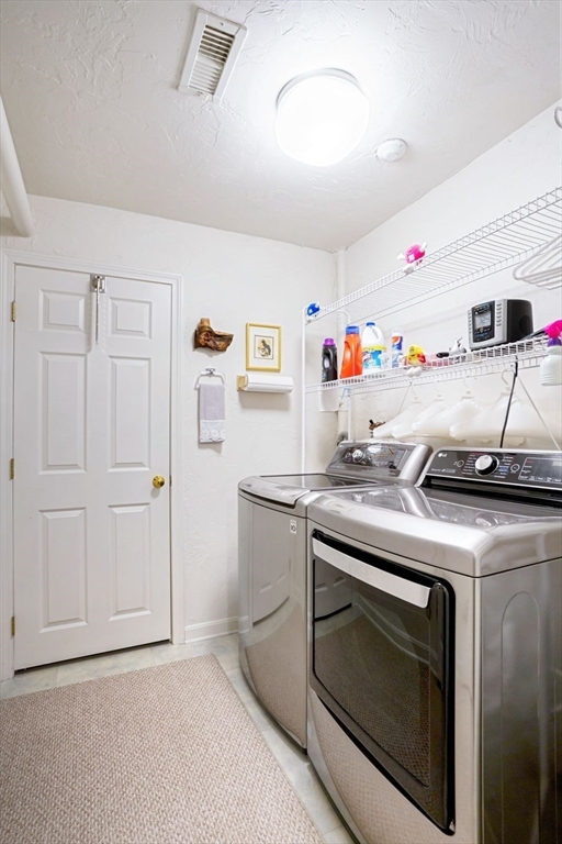 849 Boston Post Rd E # 3E