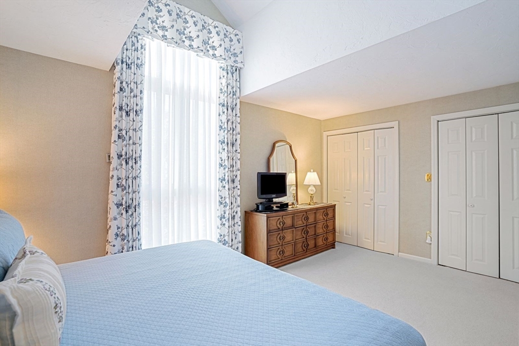 849 Boston Post Rd E # 3E