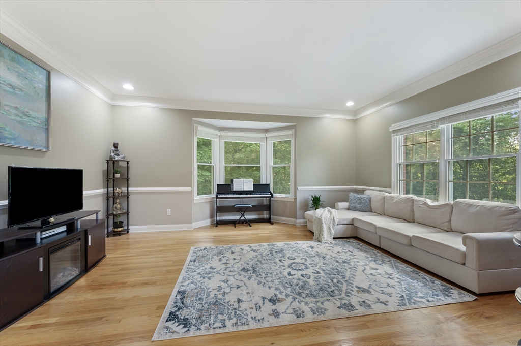 138 Fairview St