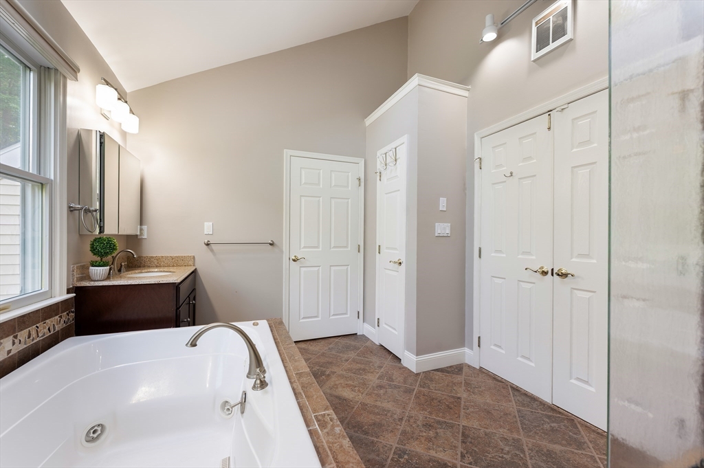138 Fairview St