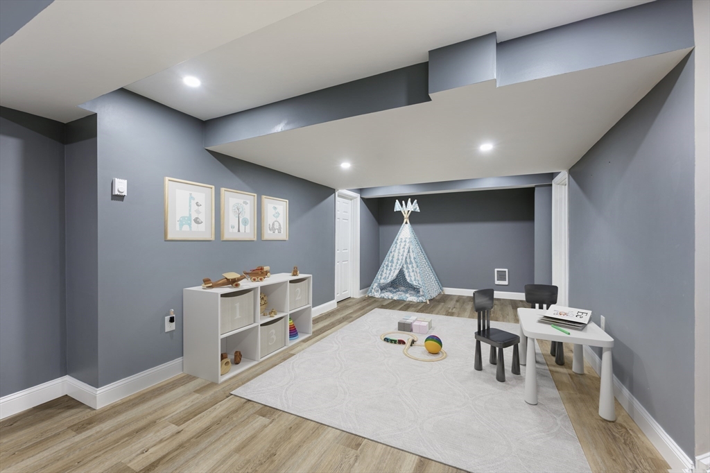 138 Fairview St