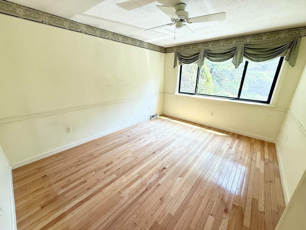 50 Treetop Park # 50