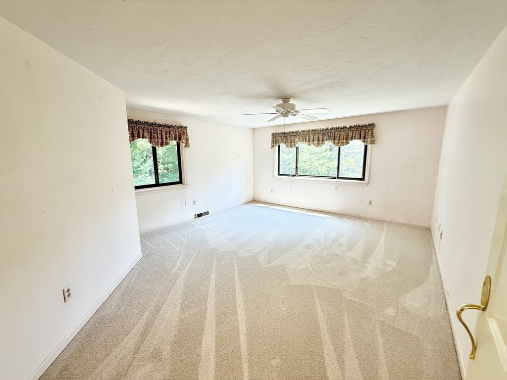 50 Treetop Park # 50