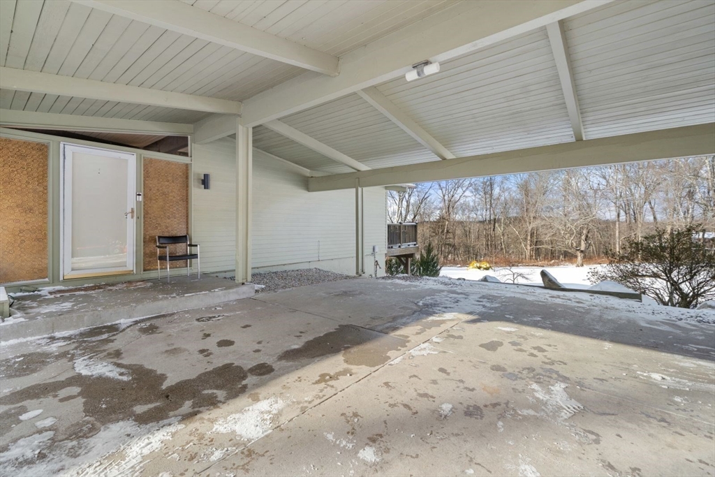 15 Westview Dr