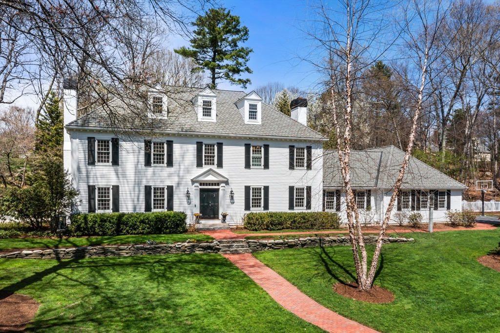 23 Old Farm Rd