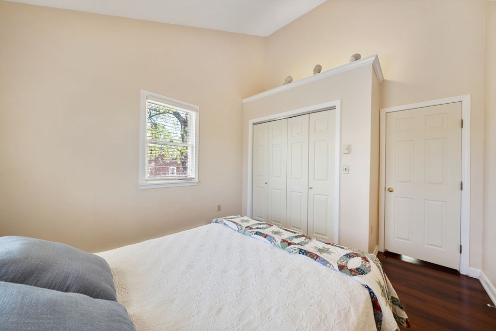 20 Elson Rd