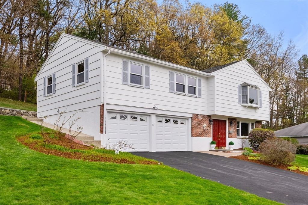 31 Lanewood Ave
