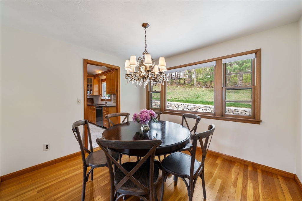 31 Lanewood Ave