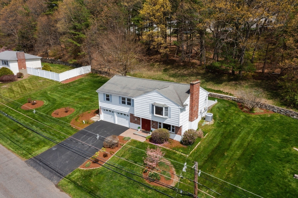 31 Lanewood Ave