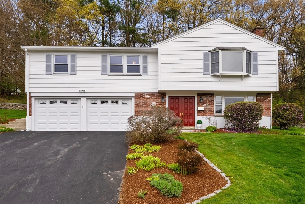 31 Lanewood Ave