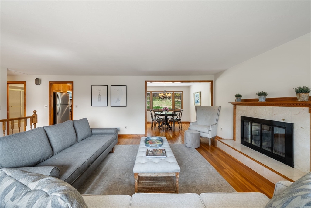 31 Lanewood Ave