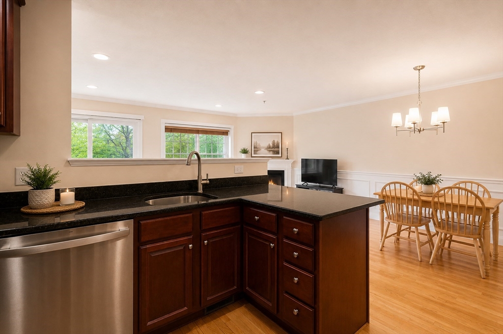 6 Azalea Ln # 6